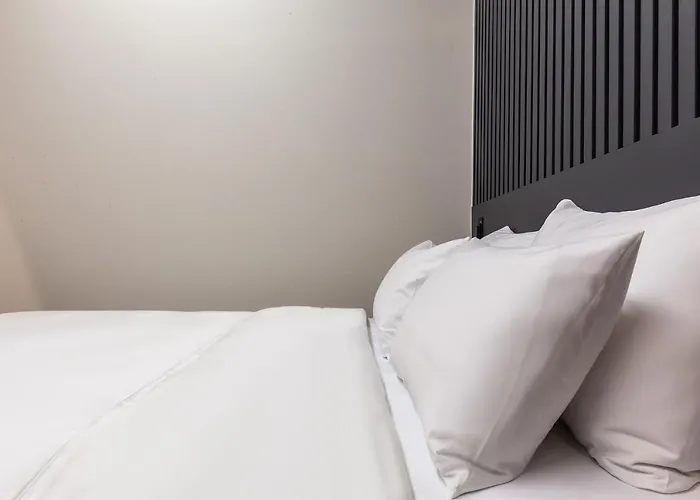 The Artist Yeonsinnae Hotel