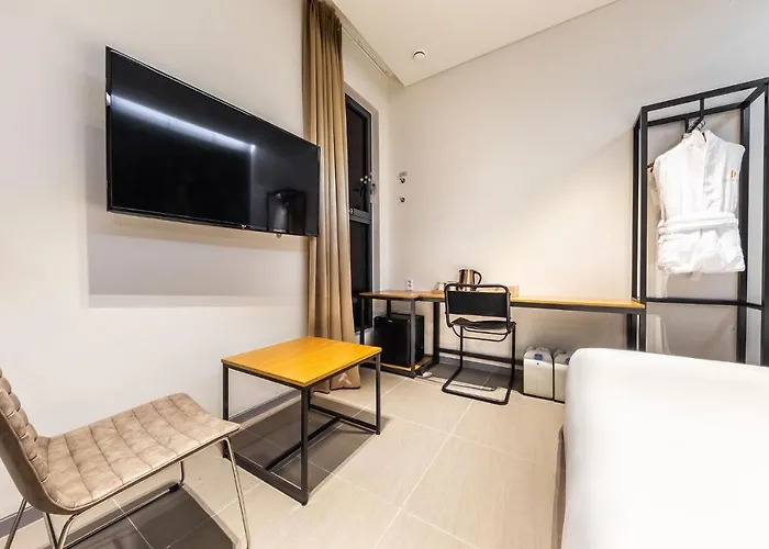 Hotel The Artist Yeonsinnae Seoel
